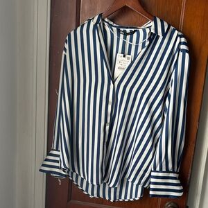 NWT Size Small Zara Navy and White Striped Button Down Shirt